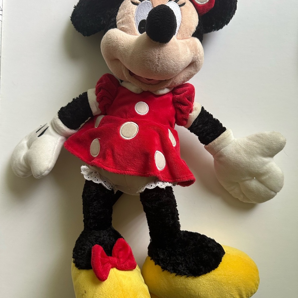 Disney Minnie Mouse Stuffed Animal Red and Black